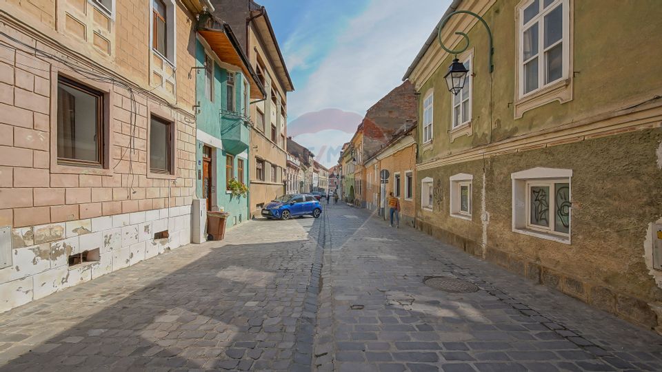 Studio de vanzare – Str. Cerbului nr. 16, Brașov (Centru Istoric)