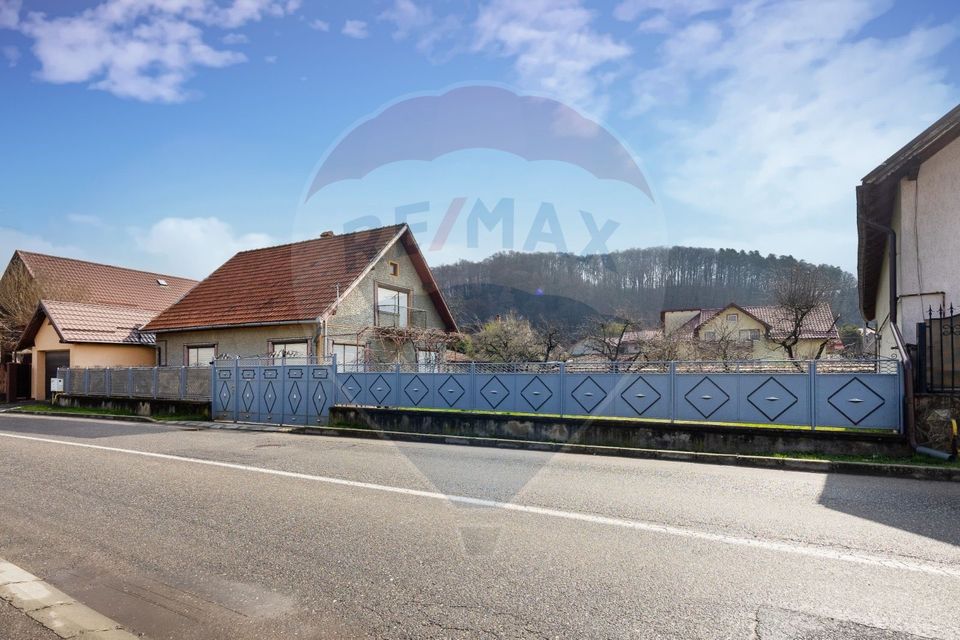 Casă individuală, teren generos–1000 mp | Râșnov, cartierul Primăverii