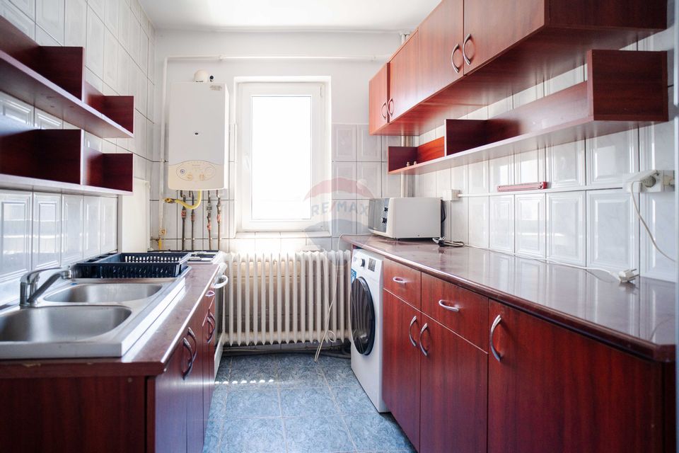 Apartament de închiriat cu 2 camere – Podu Roș - Bld. Socola