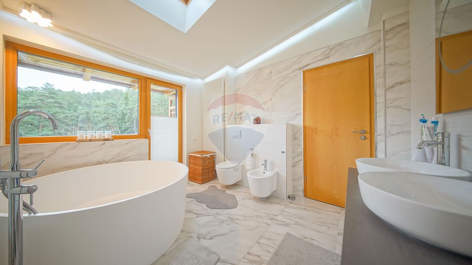 Vila moderna cu vedere spre padure Poiana Angelescu