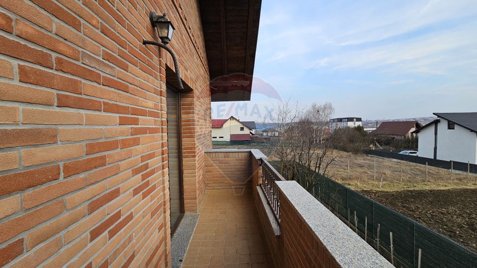 Casă / Vilă de lux, Scheia, Suceava