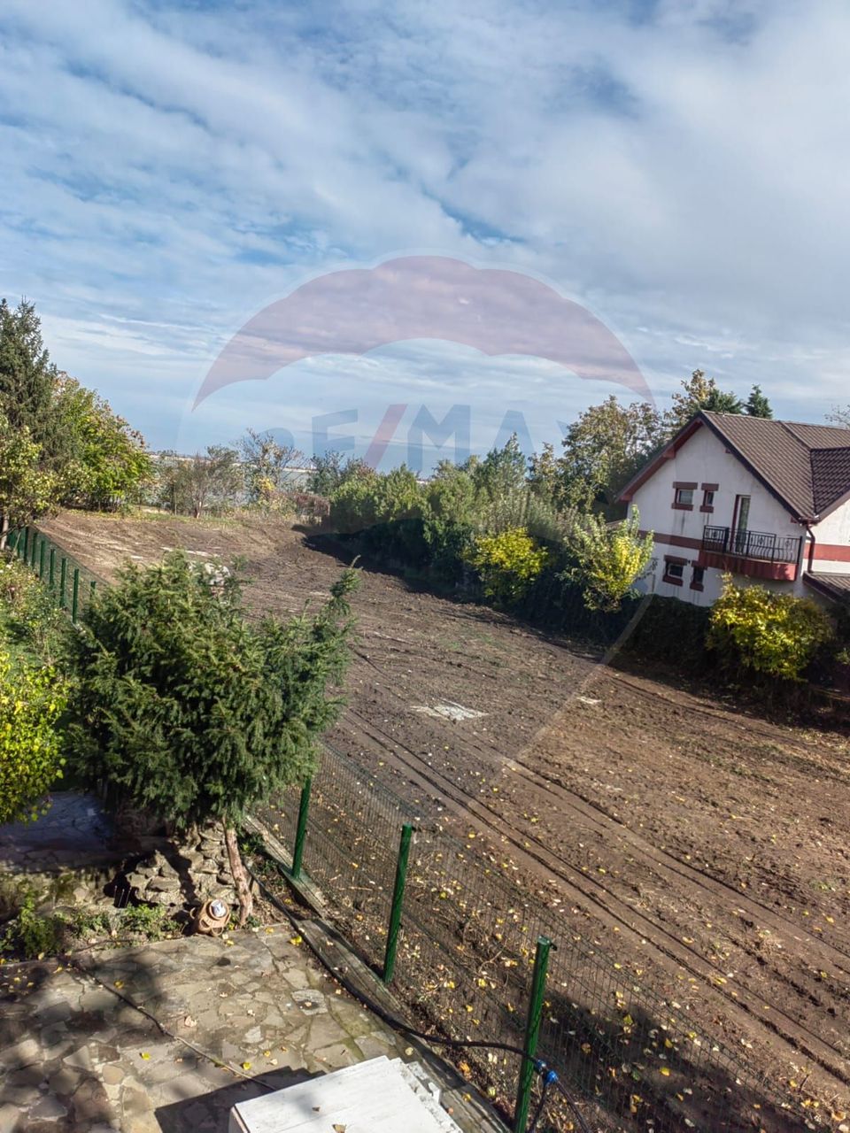 Land 1427 sqm - for sale in Mihailesti near Lake Arges
