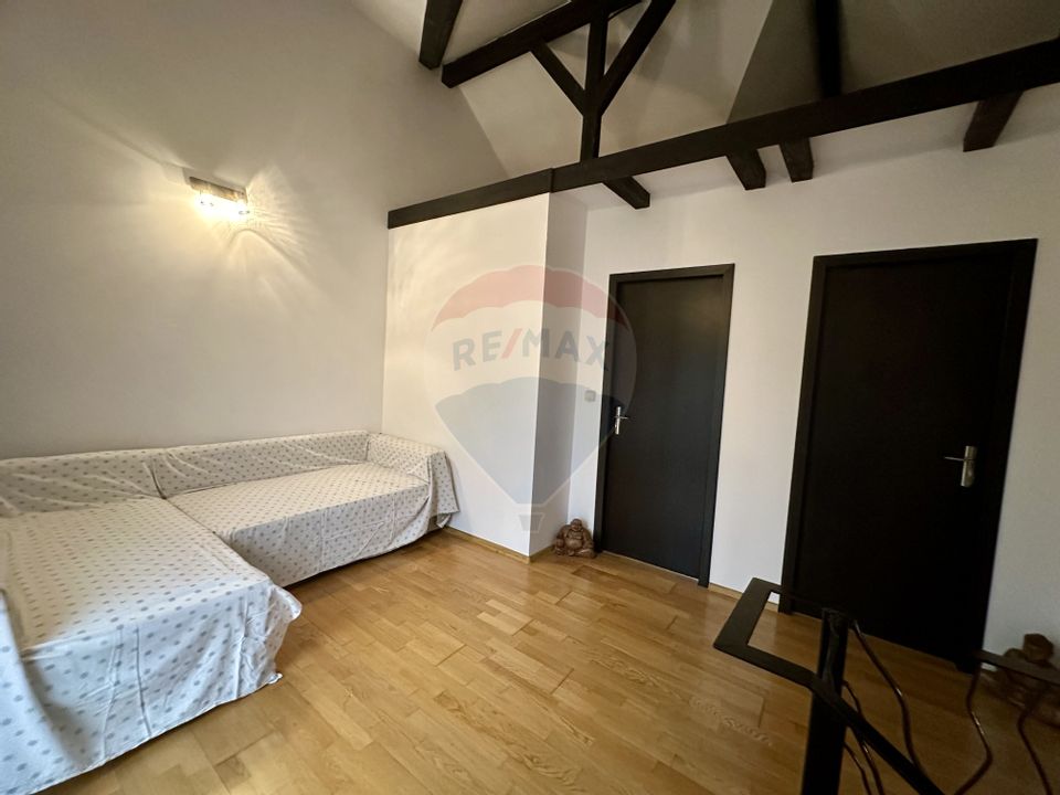 4 room House / Villa for sale