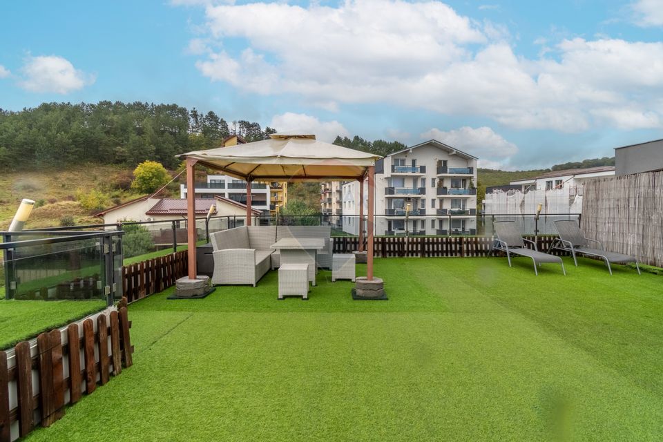 Penthouse de inchiriat cu terasa si jacuzzi | Donath Park