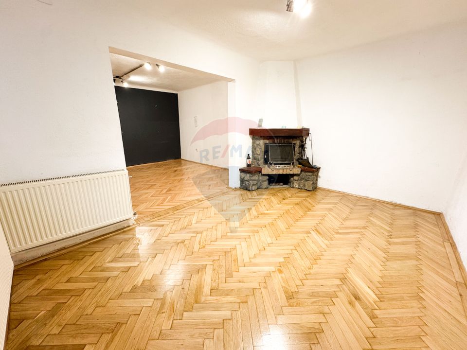 Office space in the Aviatorilor area – 95 usable sqm + garage 30 sqm