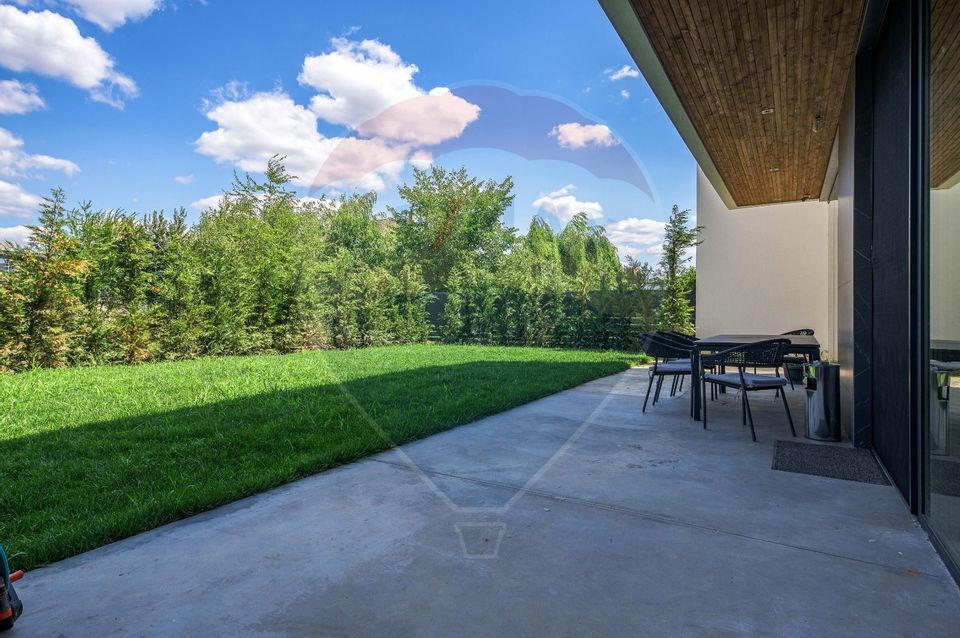 6-room smart villa with rooftop pool – for rent