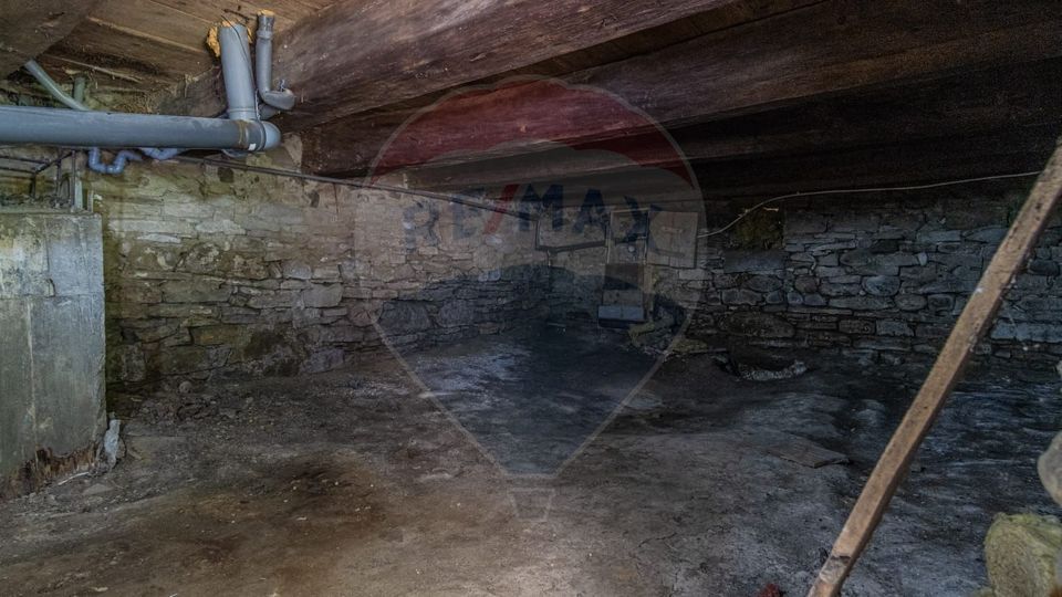 4 room House / Villa for sale