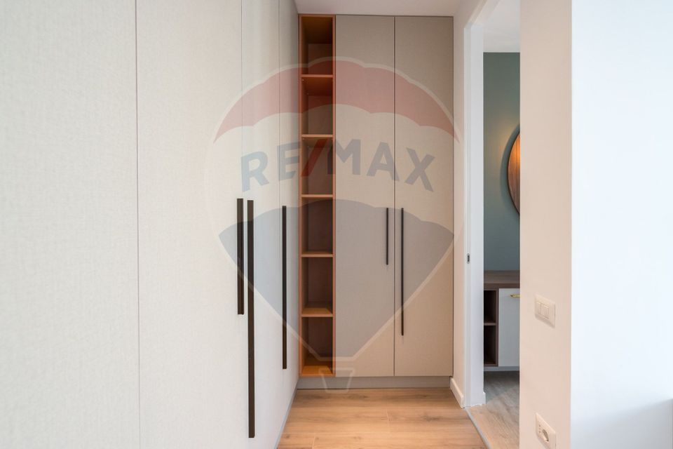 Casă / Vilă cu 5 camere de vânzare în zona Central