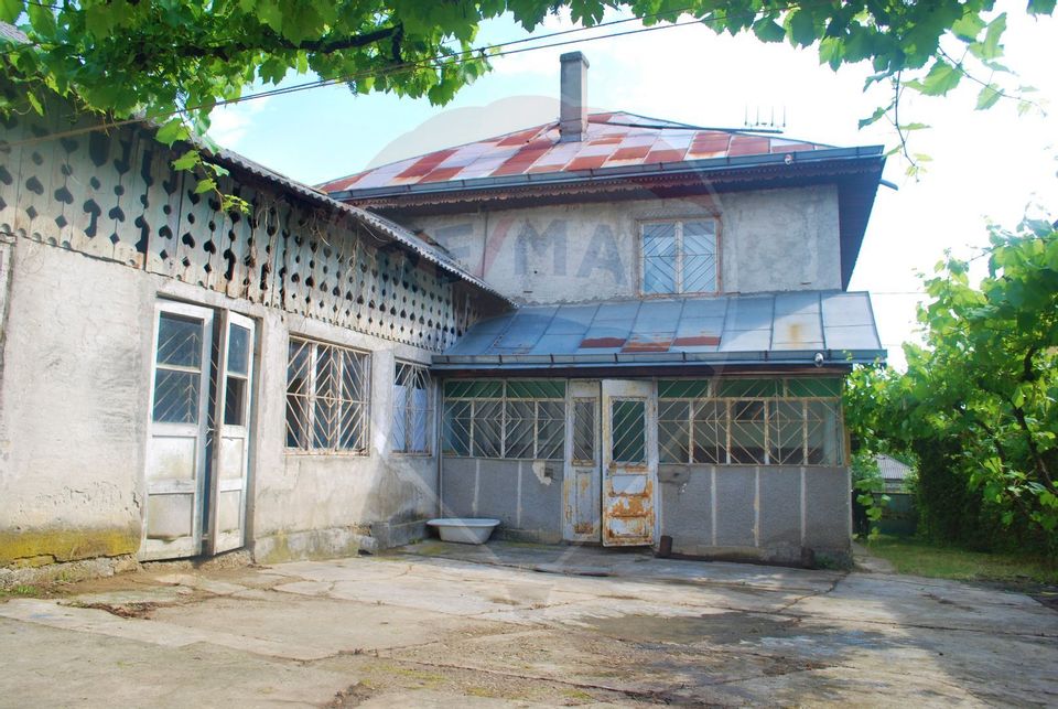 4 room House / Villa for sale