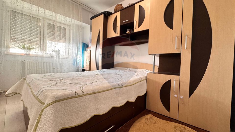 3 room Apartment for sale, Inel I area