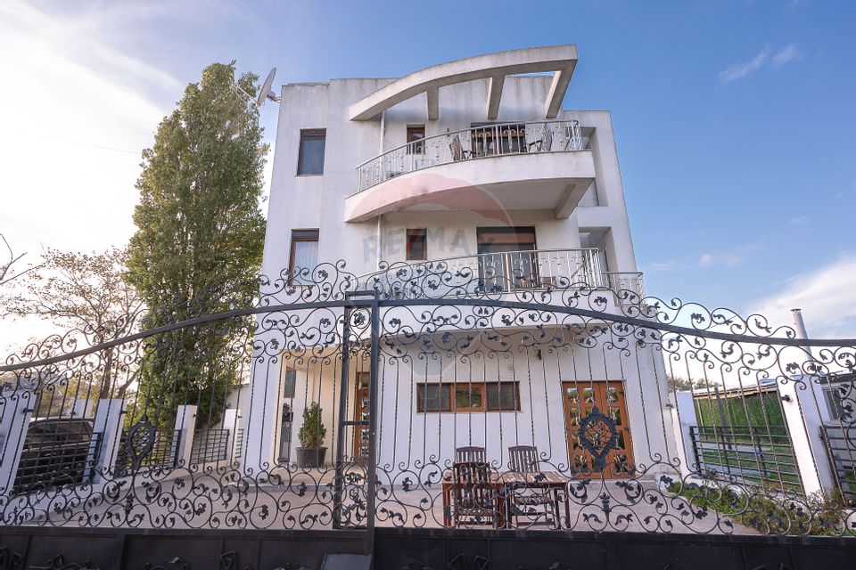 Hotel Boutique de vanzare zona Pescarie Constanta teren 1364 mp