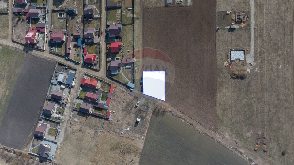 Comision 0 %! Teren intravilan de vânzare, Bod!