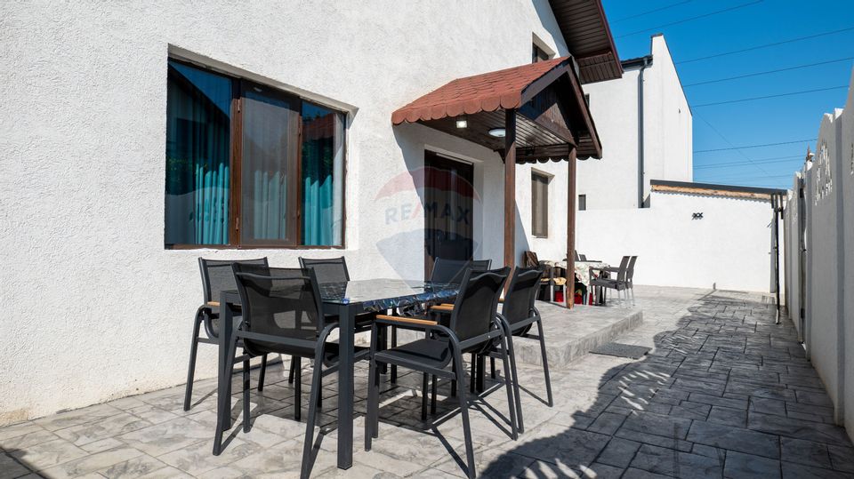 Vanzare vilă cu 4 camere si teren, zona Dobroesti