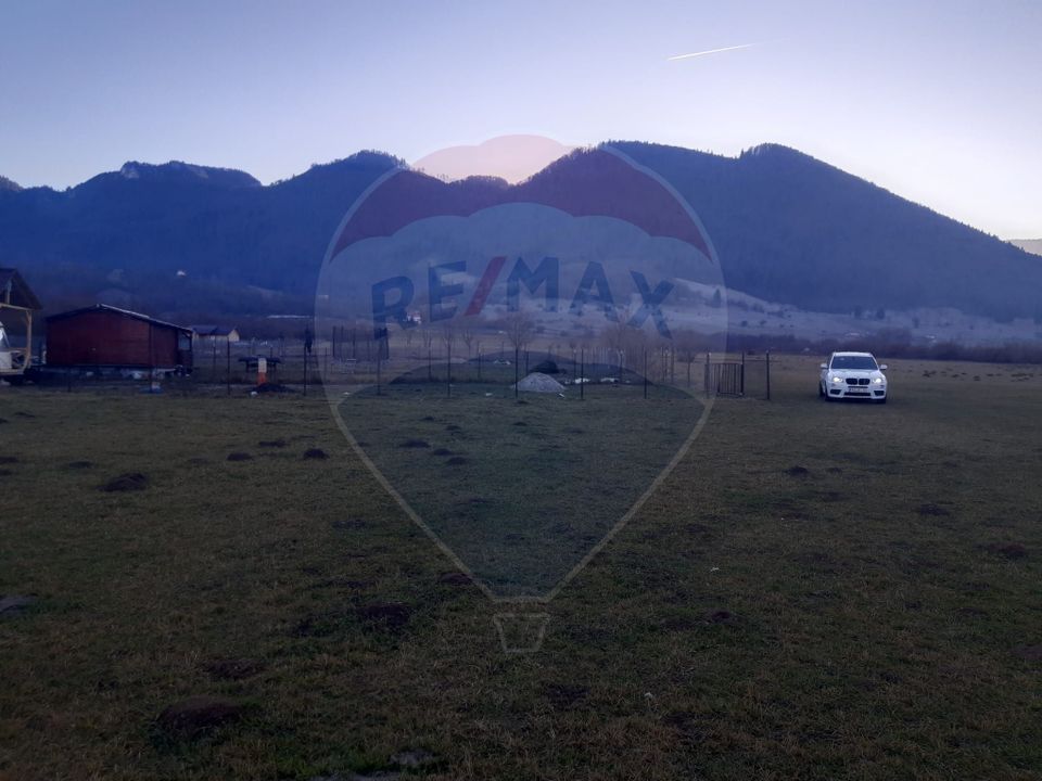 Teren 1,404mp Zarnesti / Strada FN