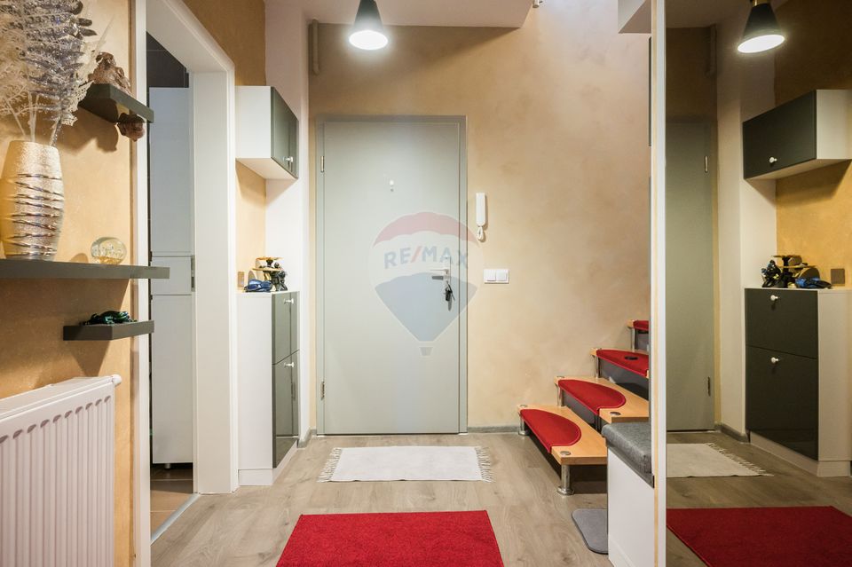 Apartament 3 camere tip duplex cu parcare si boxa la Maurer Residence