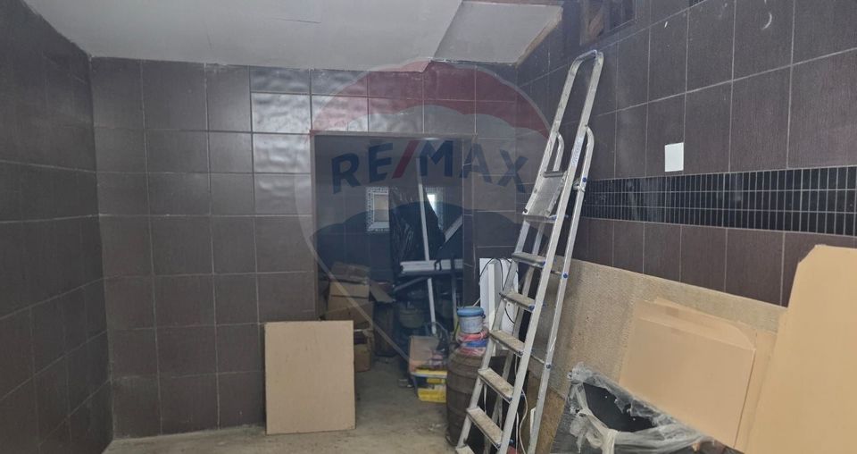 6 room House / Villa for sale