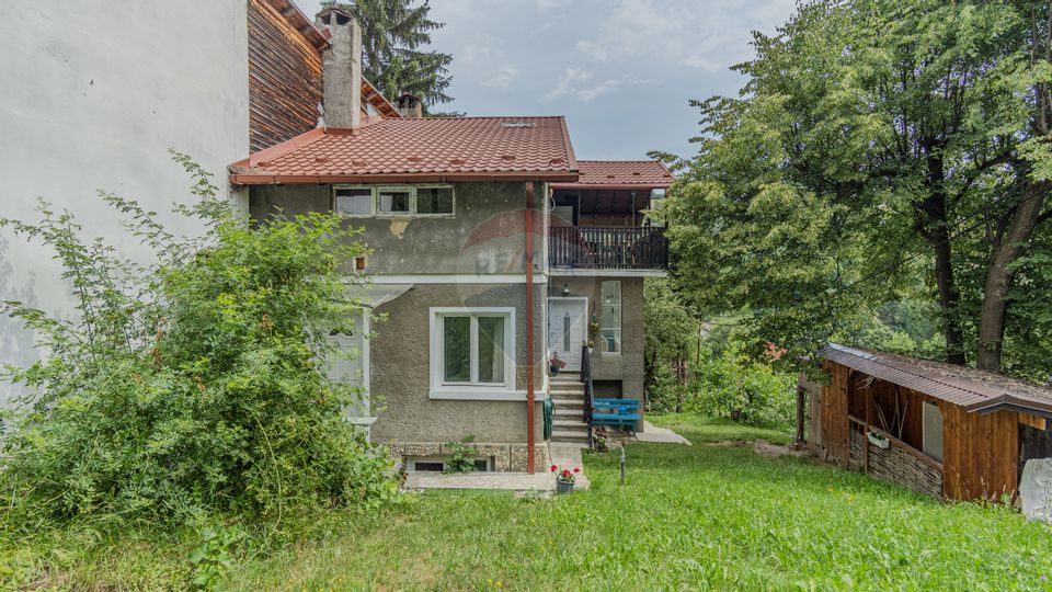 Casa / Vila 7 camere, aproape de Castelul Bran | COMISION 0% |