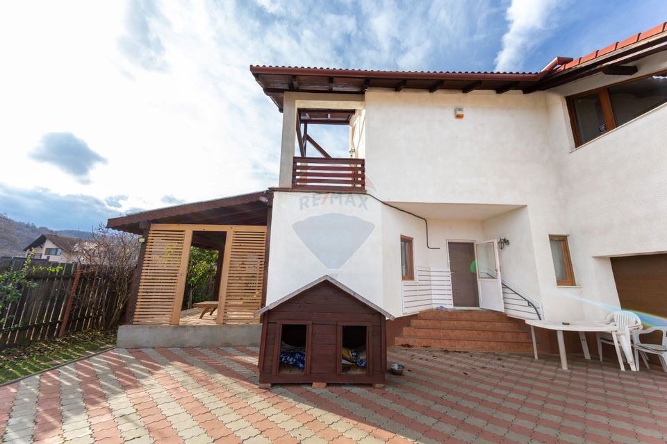 4 room House / Villa for sale, Baciu area