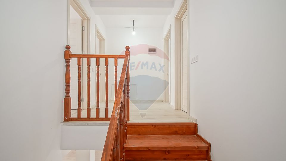 Comision 0 | Casă înșiruită de vânzare în Sânpetru