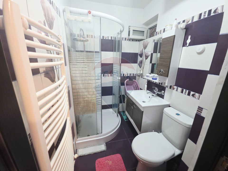 Apartament cu 2 camere de vânzare în zona Maratei