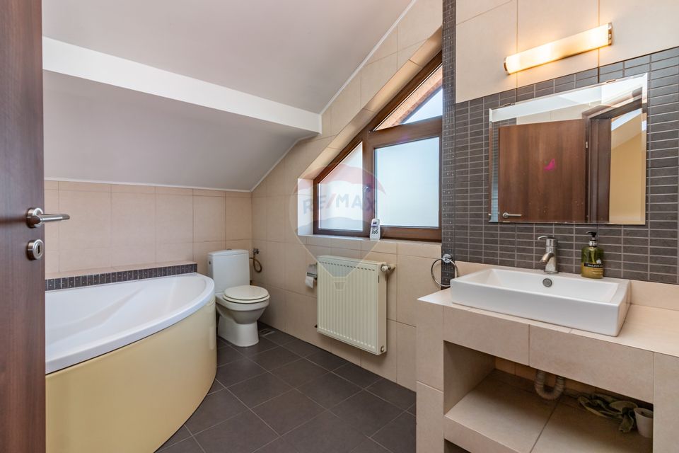 6 room House / Villa for sale, Pipera area