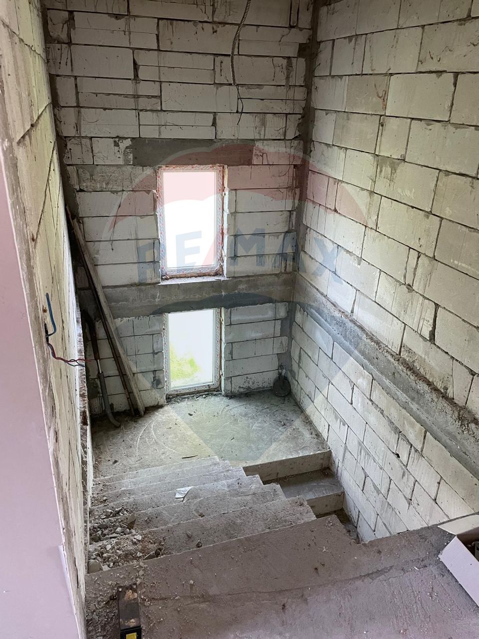 Casă P+1- Vasilați - 491 mp teren - posibiliate de extindere