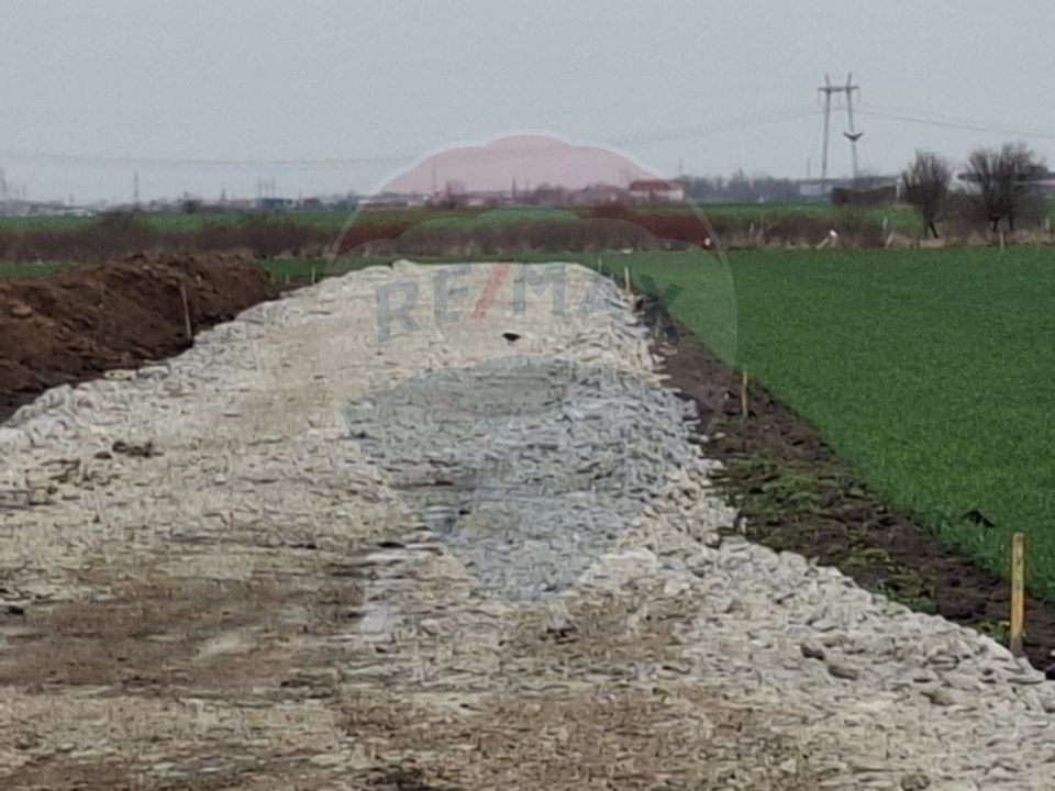 Land 1,992.75sqm Popesti-Leordeni / Strada Miraslau