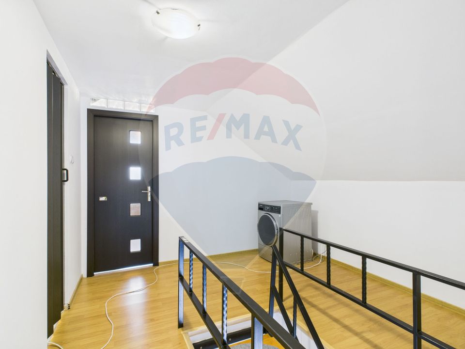 5 room House / Villa for sale