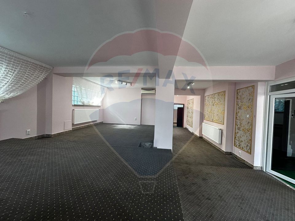 100sq.m Commercial Space for rent, Semicentral area