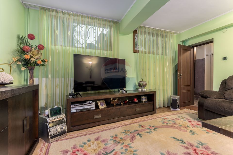 8 room House / Villa for sale, Kiseleff area