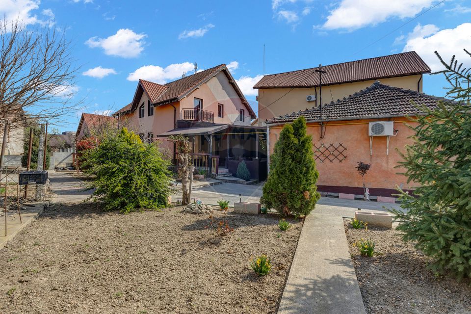 8 room House / Villa for sale, Ultracentral area