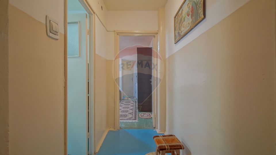 Apartament cu 2 camere de vânzare în zona Electroprecizia