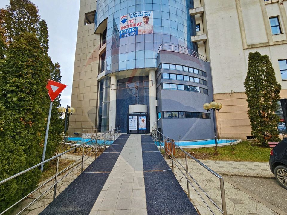 Spațiu comercial la parter, zonă ultracentrală