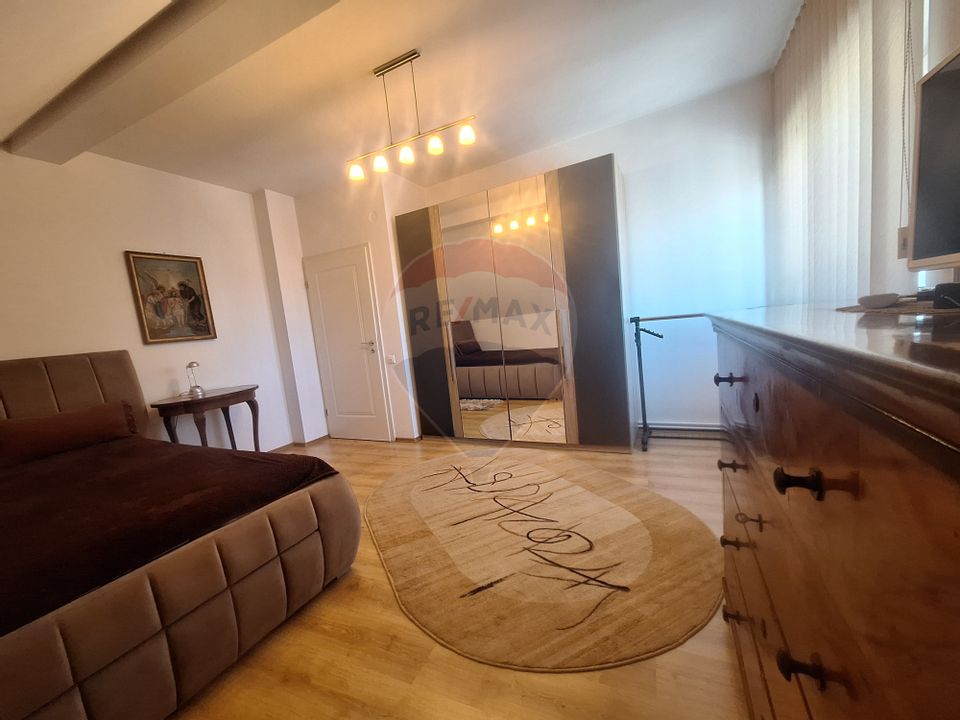 Vilă moderna cu gradina frumoasa, in zona Trei Stejari