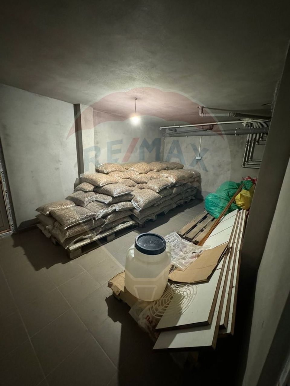 5 room House / Villa for sale