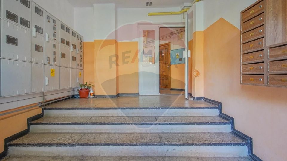 2 room Apartment for sale, Bartolomeu area