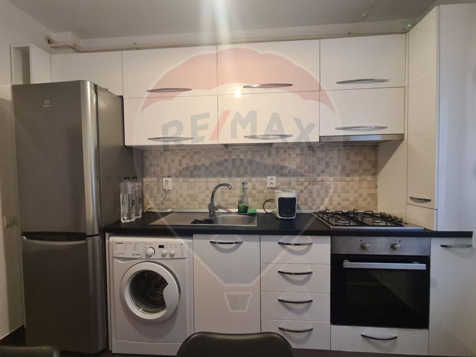 Apartament cu o cameră de închiriat pe strada Stejarului, Florești