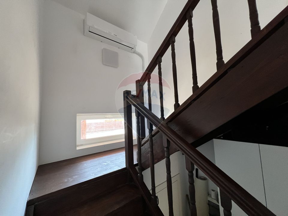 Casă de vânzare – Comuna Berceni, Strada ZânelorCasă / Vilă