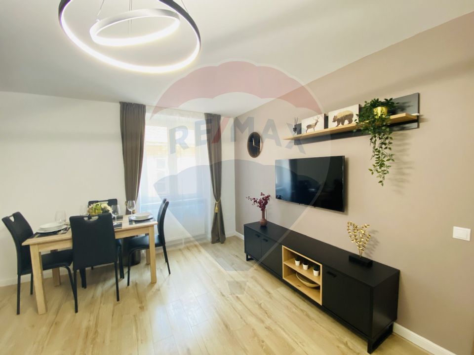 2 room Apartment for rent, Centrul Istoric area