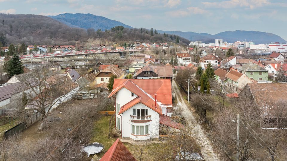 COMISION 0% | CASA SACELE 297 MP | CURTE 530 MP |