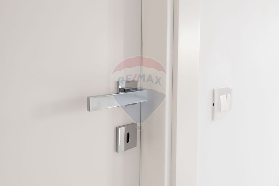 Apartament nou, 3 camere, vânzare, pret mai mic ca al dezvoltatorului!