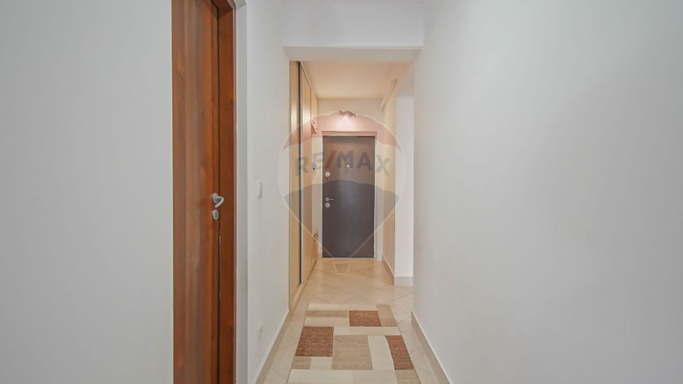 REZERVAT! Apartament cu 2 camere de vânzare, decomandat.