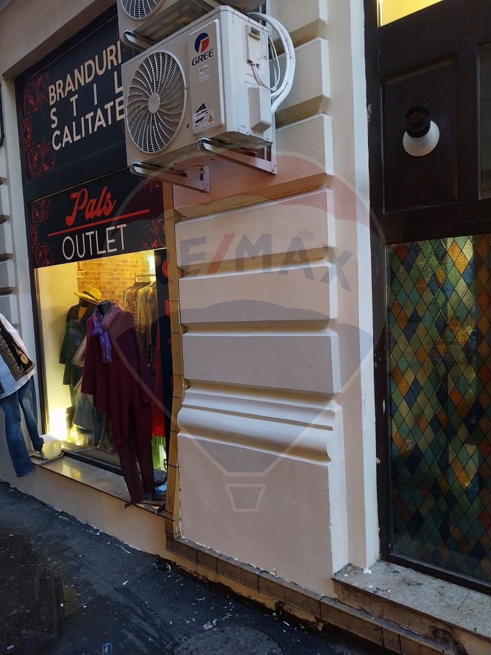 100sq.m Commercial Space for rent, Lipscani area