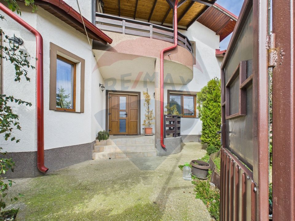 5 room House / Villa for sale
