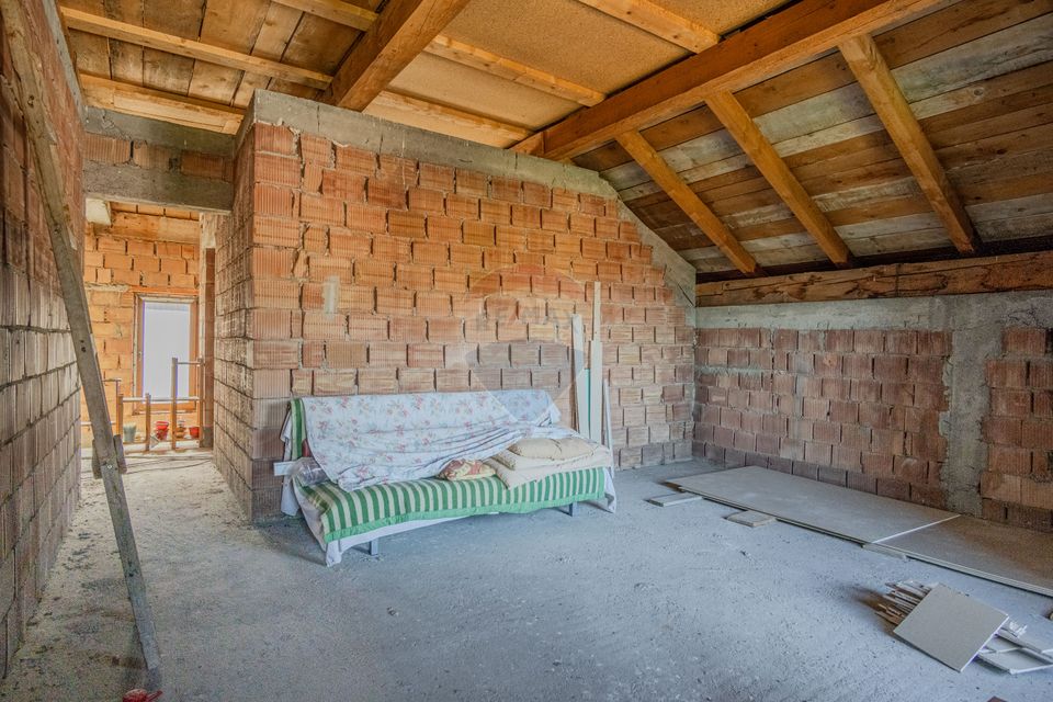 VILĂ DE POVESTE | 300mp utili | în inima naturii | OPORTUNITATE