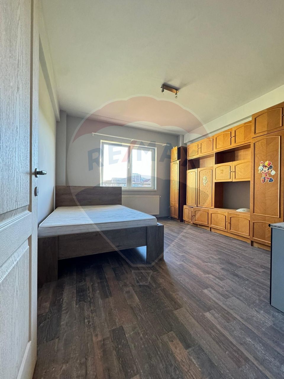 Apartament 95 mp utili, 3 camere, cartier Vasia