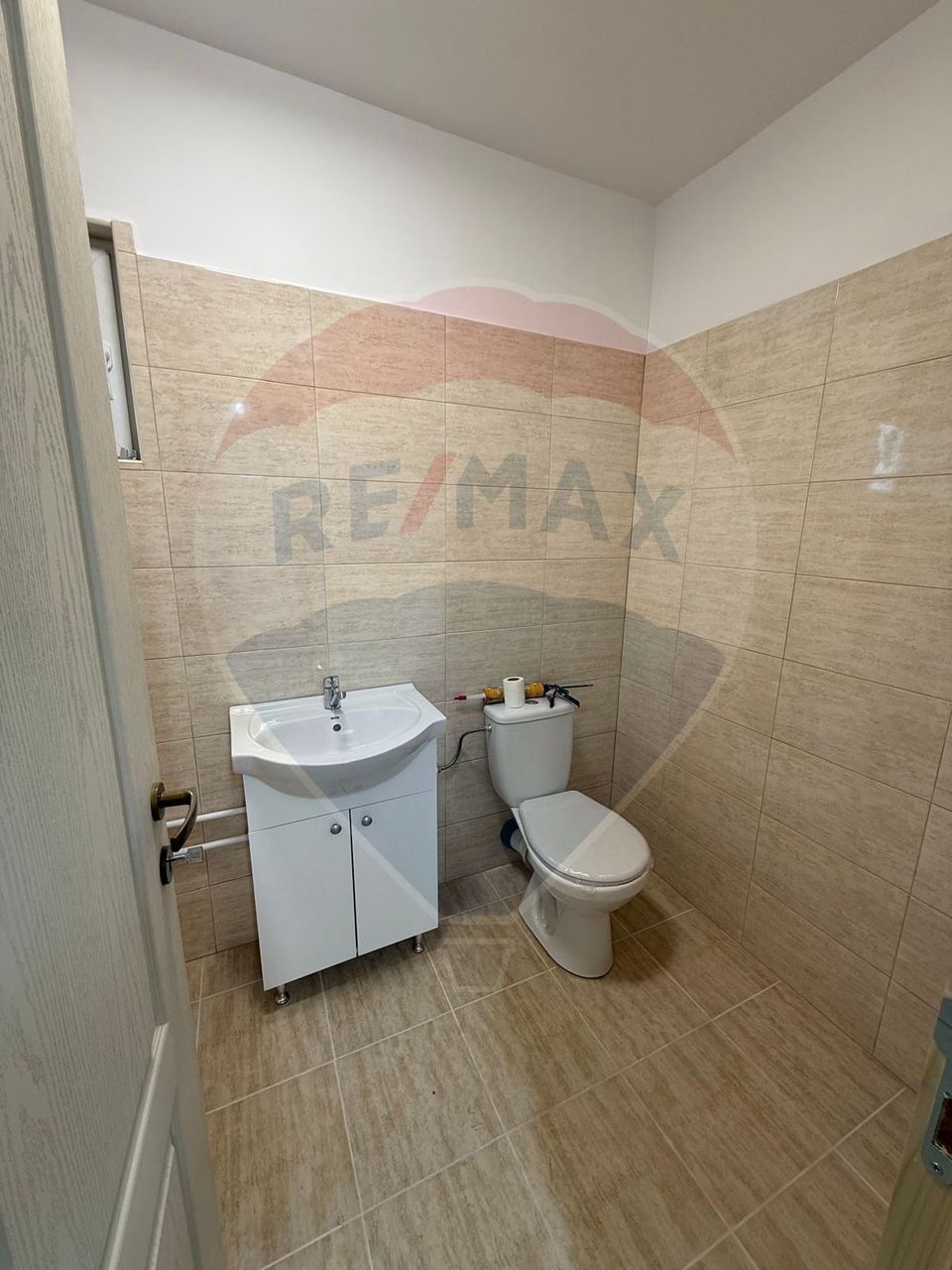 350sq.m Industrial Space for rent