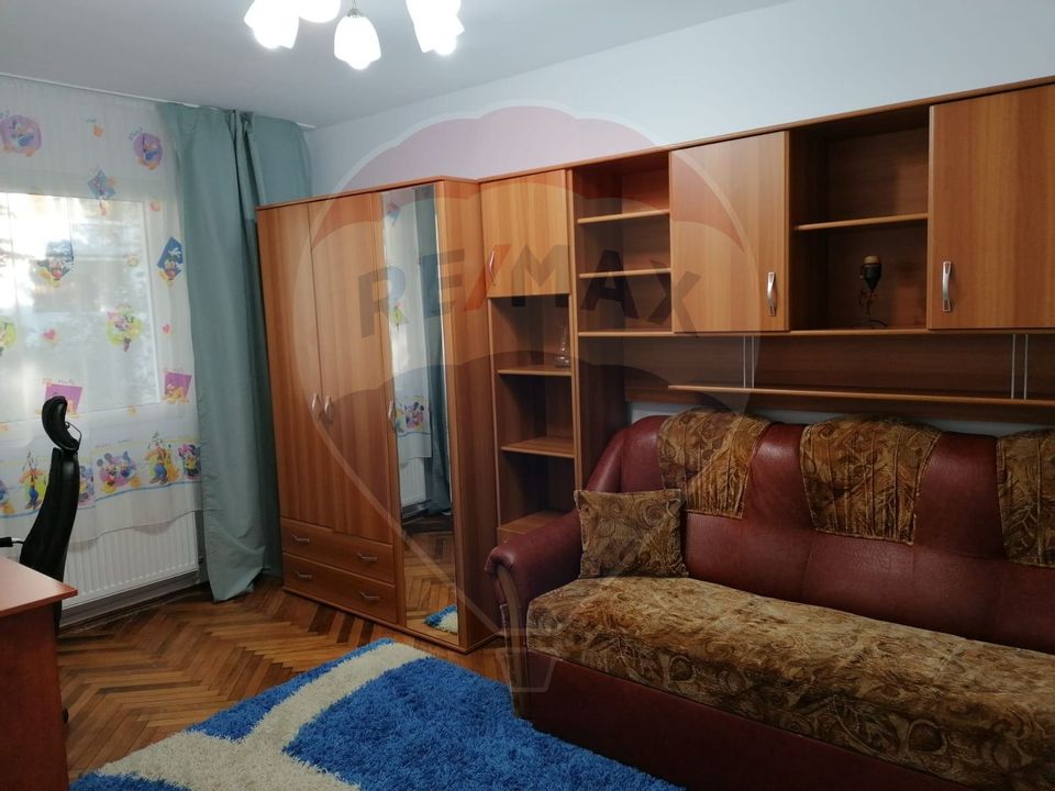 Apartament cu 3 camere de inchiriat in Manastur