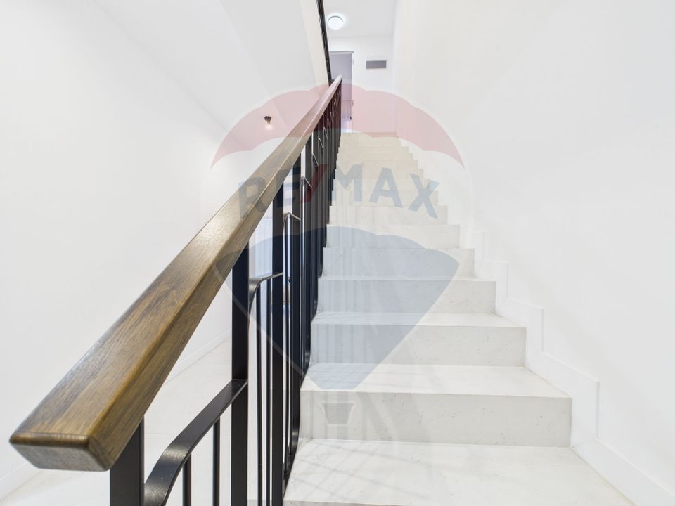 Bright villa Corbeanca, furnished and equipped, swimming pool complex