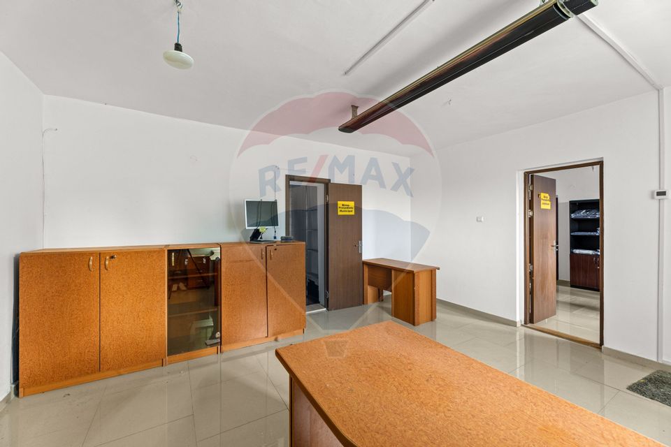 45sq.m Office Space for rent, Aradul Nou area